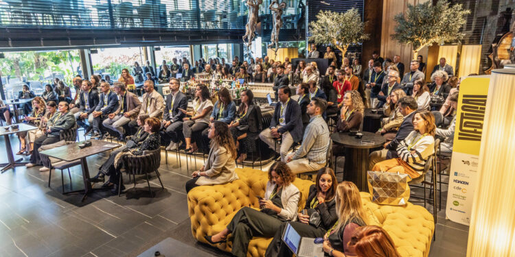 El foro empresarial Vertical Summit congrega a 200 personas: «Ha sido un rotundo éxito»