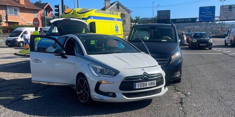 El 061 interviene dos veces en sendos accidentes consecutivos en la A-55