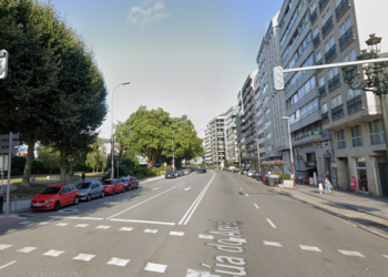 Arrestado tras orinar en una calle de Vigo y comprobar que tenía en vigor una orden de detención