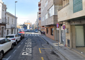 Trata de robar en un local de Vigo, agrede a los vigilantes de seguridad y acaba detenido