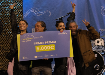 Tres bandas de Vigo, una de Ponteareas y otra de Ferrol buscan el voto popular para tocar en Porta do Sol