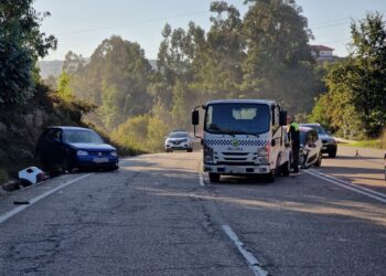 Tres personas heridas en Vigo tras un accidente en la Avenida Clara Campoamor