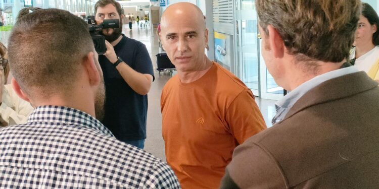 El patrón del ‘Tafra 3’´ a su llegada a Vigo: «Todo sucedió muy rápido. No dio tiempo a nada»