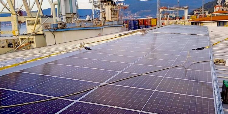 Nueva instalación fotovoltaica de autoconsumo en el Puerto de Vigo en su apuesta por la sostenibilidad