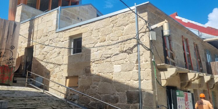 El interés por vivir en el Casco Vello de Vigo no decae: casi 300 inscritos para 4 nuevos pisos con estos precios