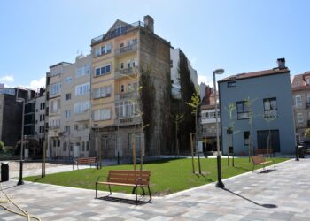 Vigo estrena una nueva plaza pública (casi escondida) en Bouzas
