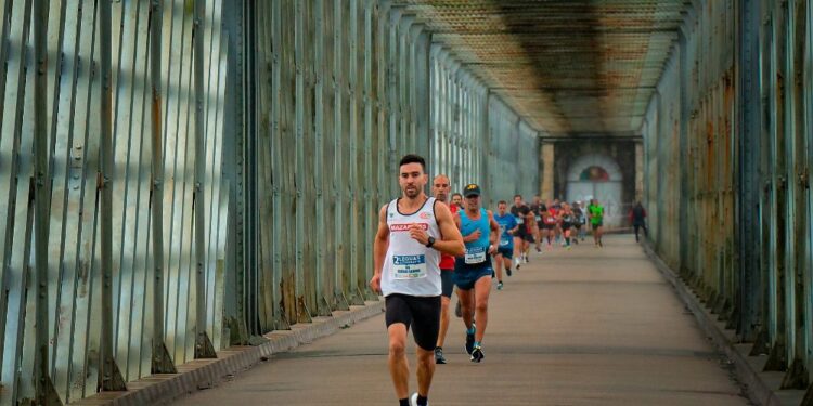 Una carrera regresa para celebrar la fraternidad transfronteriza