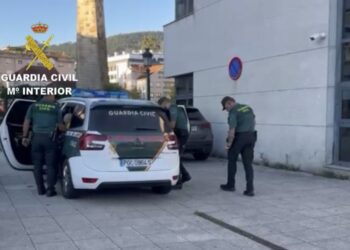 Detenidos tras agredir a un guardia civil (fuera de servicio) y a su perro en su propia casa