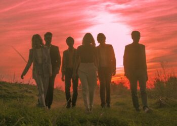 Rufus T. Firefly regresa a Vigo para incendiar el otoño con su directo