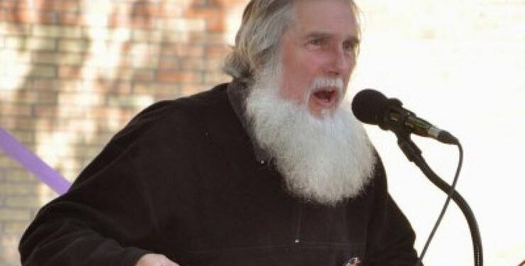 El fundador de Fuxan os Ventos desvela en Vigo la historia secreta de la canción social gallega