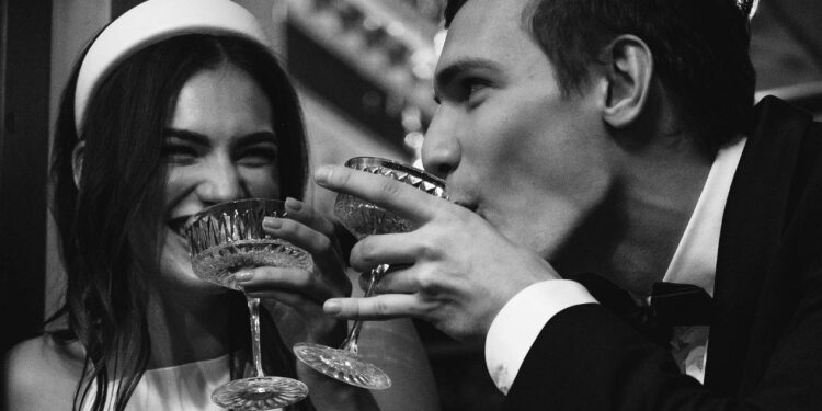 Cosmic Love regresa a Vigo como antídoto al estrés digital de las bodas