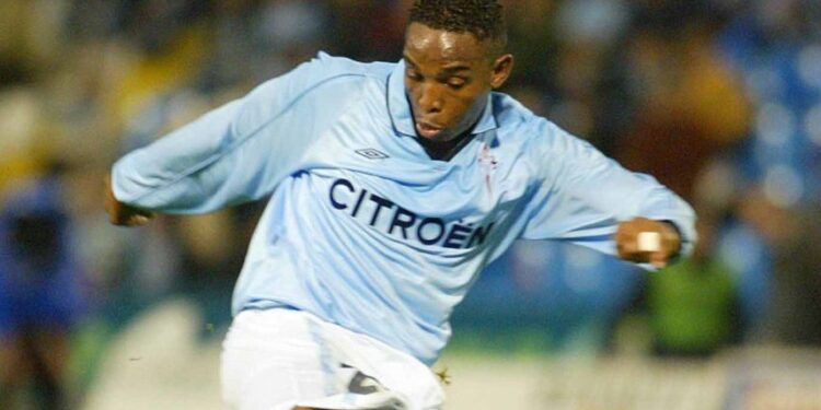 Un histórico del Celta convoca al «Messi de Kenia» que vuela desde Vigo a conquistar África