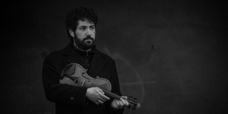 Música para la Noche de Difuntos, Maud the Moth y Doce Fuegos sumergen a Radar Estudios en los límites de la música