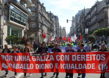 Centenares de delegados de la CIG protestan por una Galicia «con derechos, trabajo digno e igualdad»