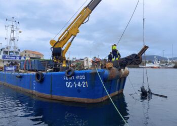 El Puerto de Vigo inicia una nueva campaña de limpieza subacuática de sus dársenas
