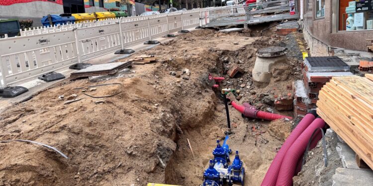 Obras con fundamento en Rúa Pintor Colmeiro