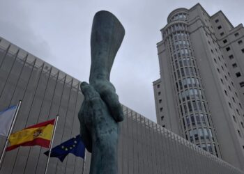 Condenado a 16 años y medio de prisión por violar y robar a una mujer en Vigo