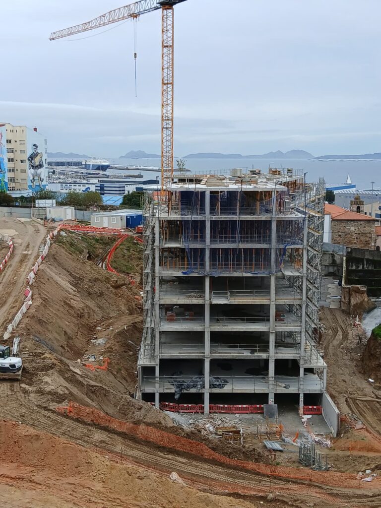 El Barrio do Cura corona su primer hito: así quedan las vistas de la Ría de Vigo desde el Paseo de Alfonso