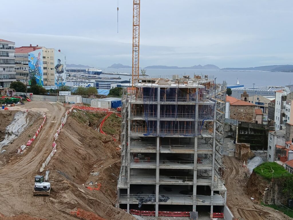 El Barrio do Cura corona su primer hito: así quedan las vistas de la Ría de Vigo desde el Paseo de Alfonso