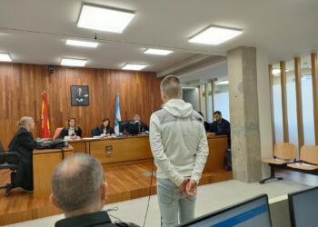 El joven que apuñaló a otro durante el carnaval de verano de Redondela acepta 3 años y 9 meses de cárcel