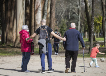 El megacontrato del servicio de ayuda en el hogar de Vigo recae en una empresa de Bilbao