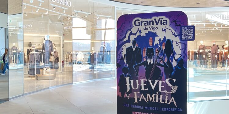La mítica familia Addams y Miércoles llegan a Gran Vía de Vigo con una parodia cómica