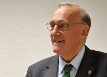Reigosa, «más optimista» sobre alcanzar un acuerdo para la titulación de Medicina