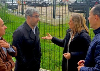 Ni rastro de actividad en Esturáns: el PP propone a Caballero que plante tomates