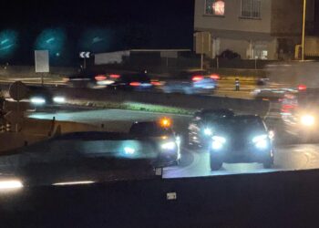 Así se ve la baliza V16 en uno de los puntos negros del área de Vigo y de las carreteras españolas