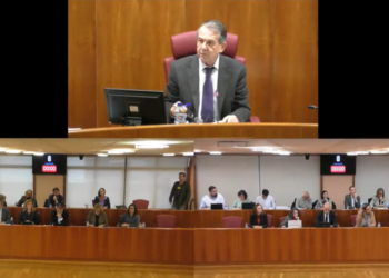 Vigo tilda de «papel mojado» el acuerdo sobre Medicina y culpa a Rueda de mantener «privilegios» de la USC