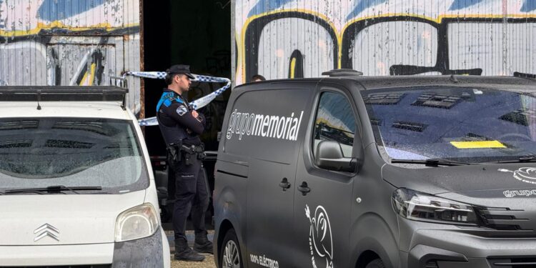 Investigan la muerte de un hombre en una nave abandonada de Vigo