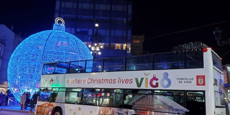 Caballero anuncia que icono de la Navidad de Vigo se renueva (y se acuerda de la Xunta)