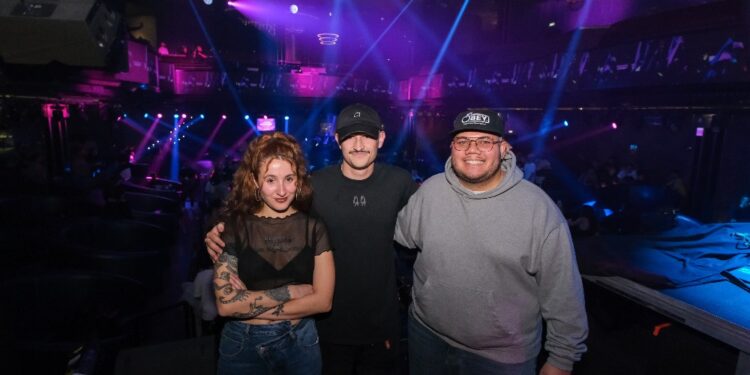 Un DJ de Vigo que conquista los premios Xuventude Crea con un estilo único que sonará en los clubs de todo el mundo