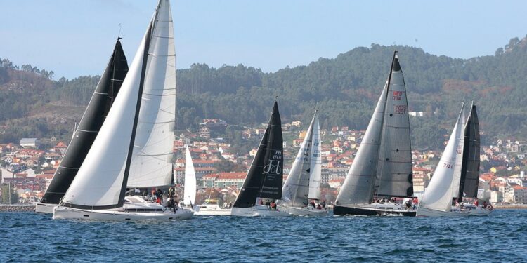 Una espectacular tercera regata de la Liga de Otoño Cíes-Rande afianza a los líderes