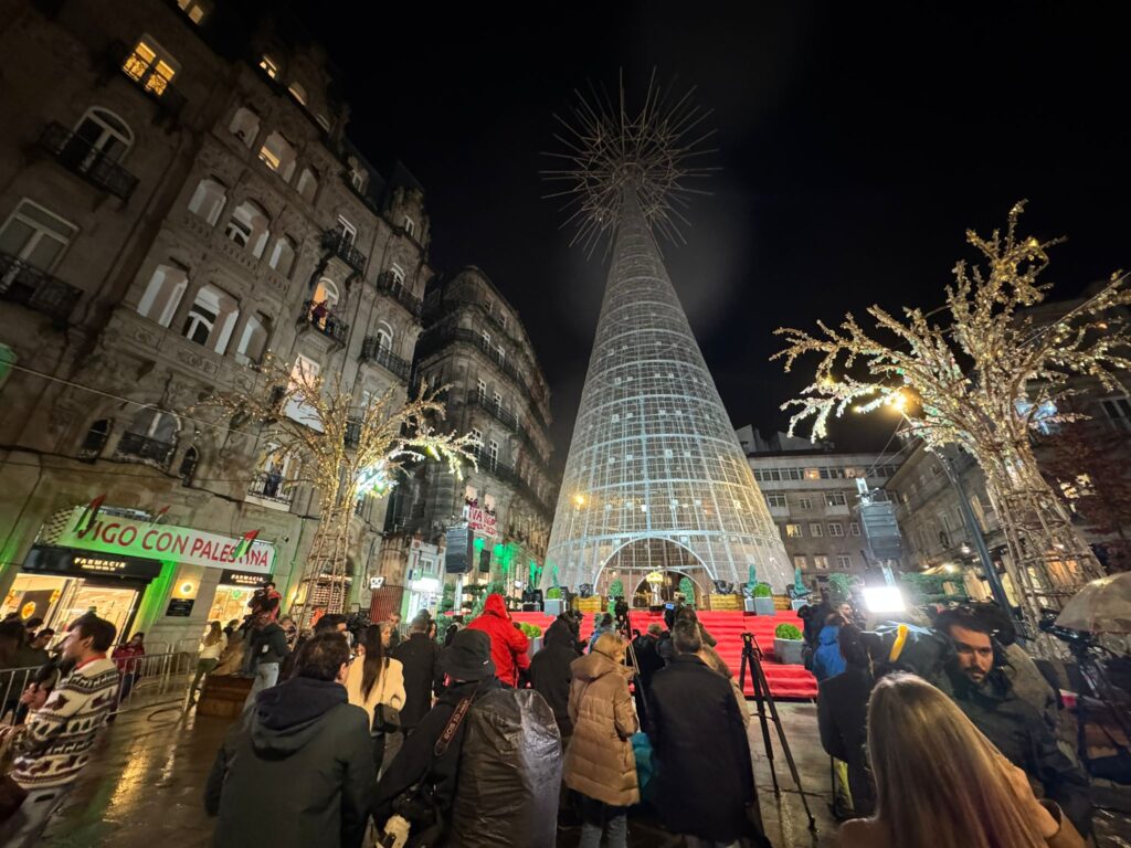 Vigo enciende su Navidad 2025 con suspense (por cortocircuito): "El concejal responsable lo tiene crudo"