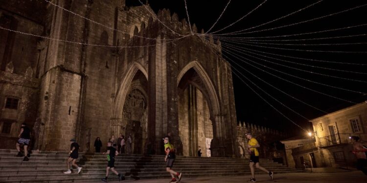 La ‘marea nocturna’ entre Tui y Valença a menos de 14 días de superar su marca histórica