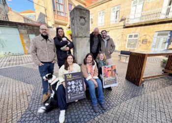 El ‘Vila.Lab’ enciende la Navidad de Bouzas de manera improvisada y solidaria