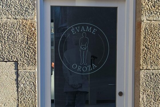 Elena Comesaña presenta en Vigo la novela inspirada en la historia real que ilumina las cicatrices de la Guerra Civil en la ciudad