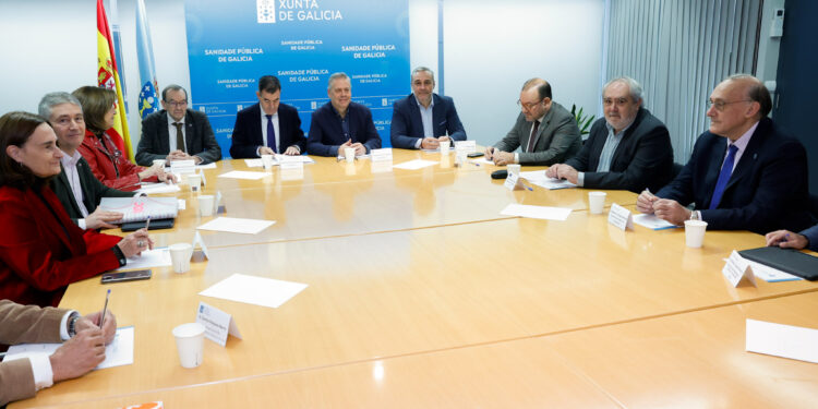 El Consello de Docencia Clínica ratifica el acuerdo para la descentralización de Medicina