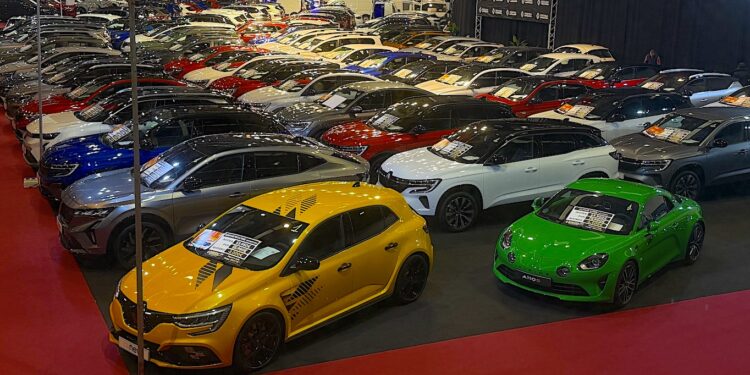 CarOutlet Vigo inaugura su XIII edición en el Ifevi