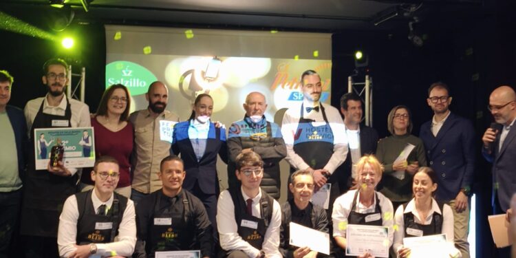 Ponteareas ya presume de tener al mejor camarero de la provincia y Vigo, al segundo