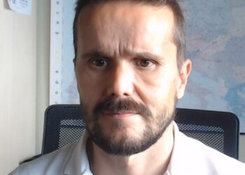 El catedrático Jacobo Porteiro, tercer candidato a rector de la UVigo