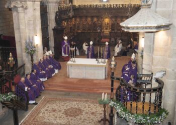 La Catedral de Tui, joya del patrimonio cultural gallego, celebra su 800 aniversario