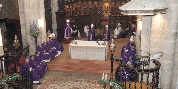 La Catedral de Tui, joya del patrimonio cultural gallego, celebra su 800 aniversario