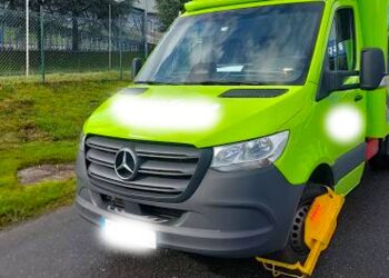 Inmovilizan en Vigo un camión con un exceso de carga del 50% del máximo permitido