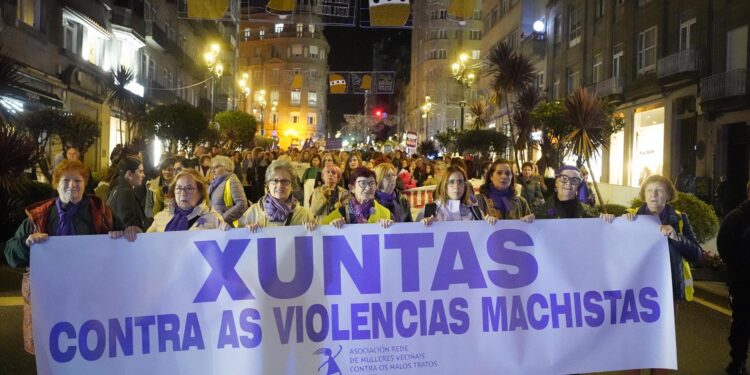 Galicia vuelve a salir a la calle con motivo del 25N: horarios y manifestaciones