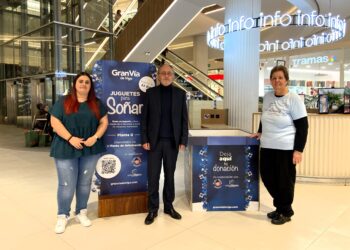 Gran Vía de Vigo se alía con dos entidades de la ciudad para «llevar ilusión» a niños y niñas