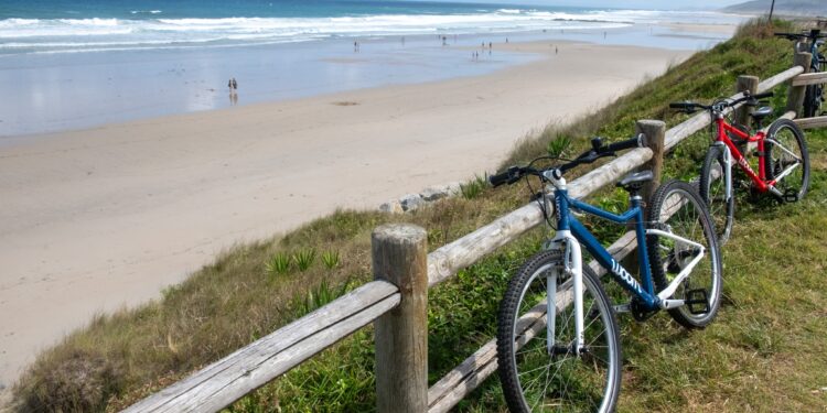 La gran senda del litoral unirá Galicia desde Ribadeo hasta A Guarda con 1.300 kilómetros transitables y ‘app’ propia