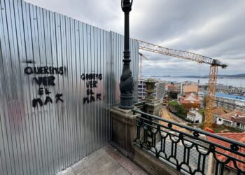 Penela, artífice de las obras de Barrio do Cura, garantiza que los querubines volverán al Paseo de Alfonso