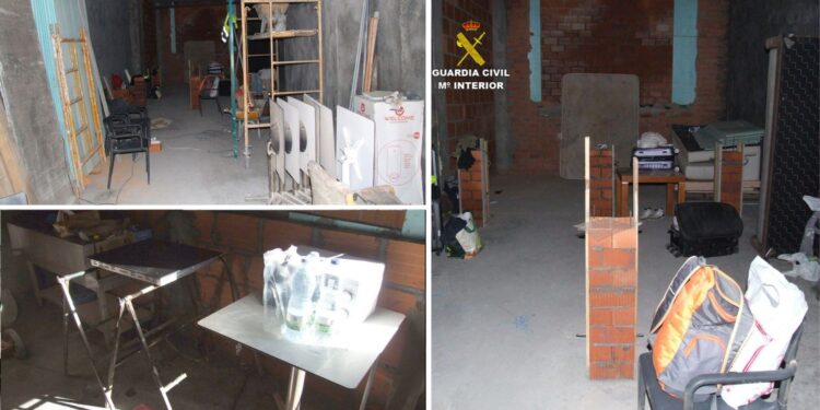 La Guardia Civil desmantela una red que hacía trabajar 13 horas diarias a obreros sin comer ni cobrar en Porriño